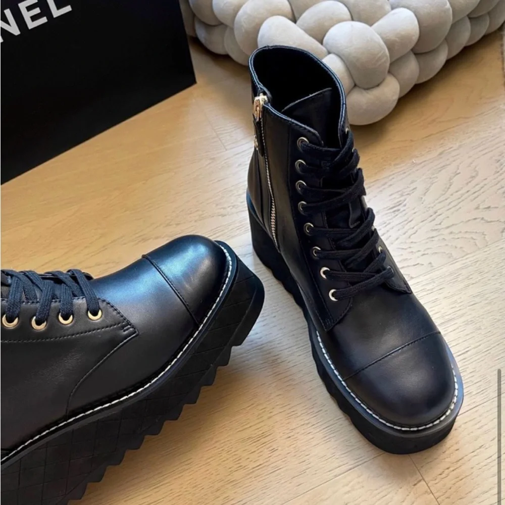 “Chanel” Black Women's Platform Boots Sz 38 - Picture 6 of 6